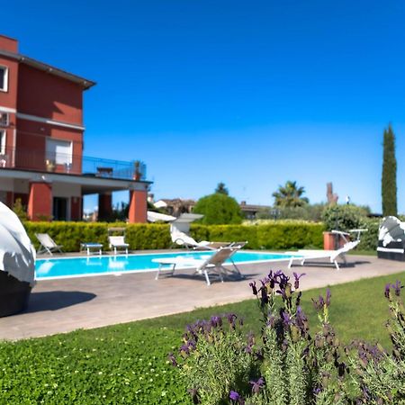Relais Villa Italia Selcetta Екстериор снимка