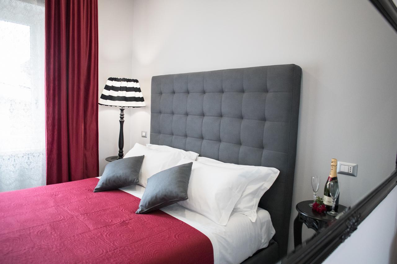 Relais Villa Italia Selcetta Екстериор снимка