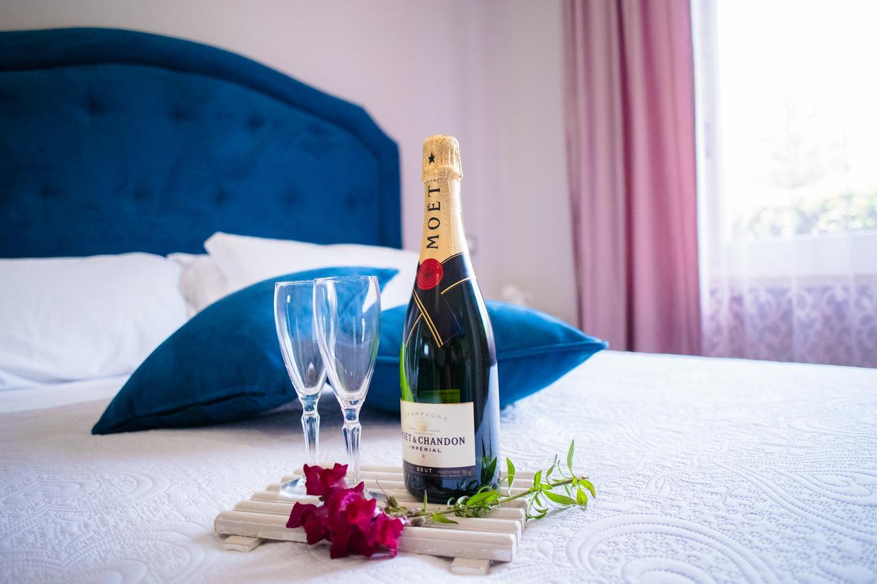 Relais Villa Italia Selcetta Екстериор снимка