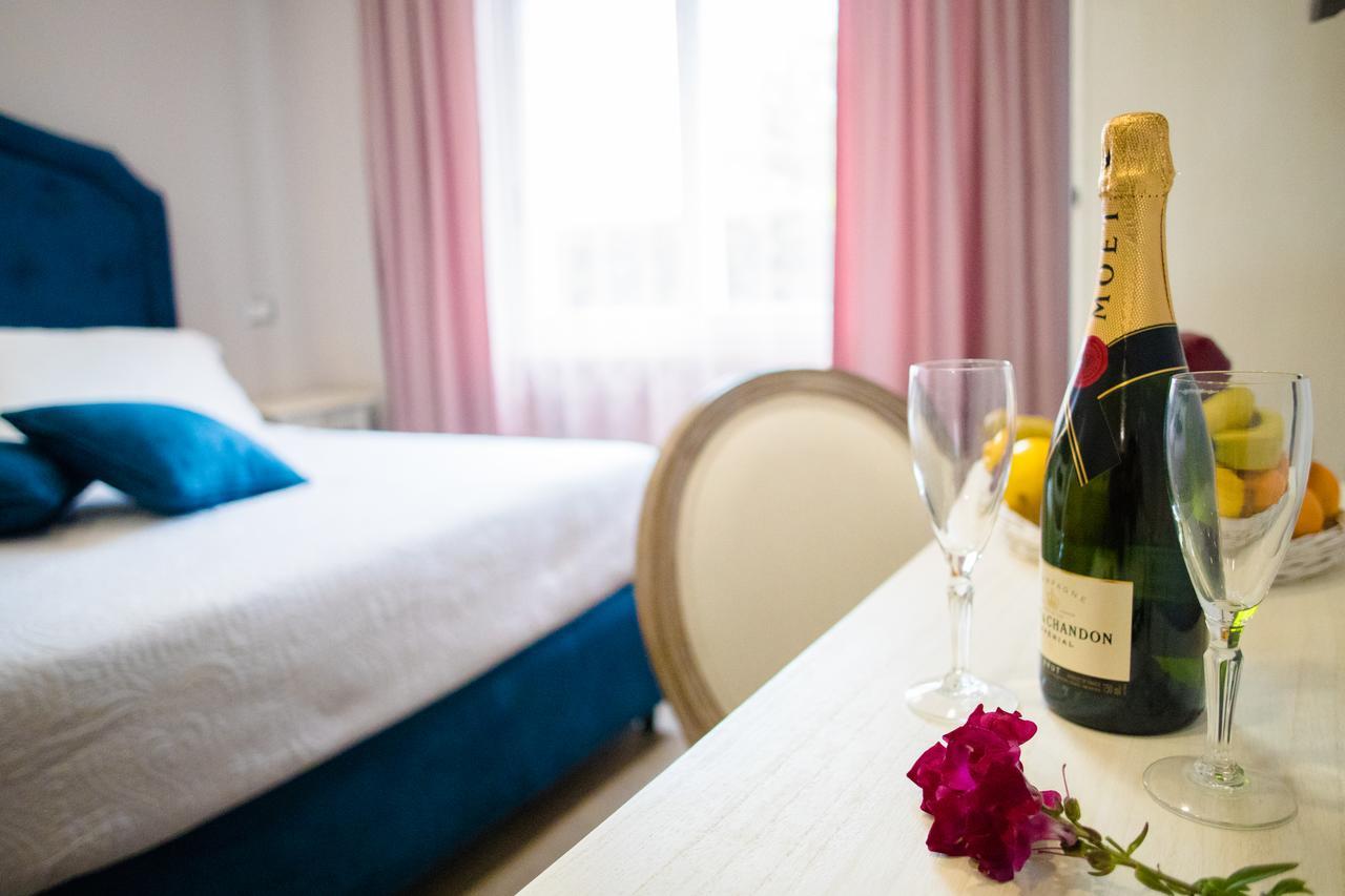 Relais Villa Italia Selcetta Екстериор снимка